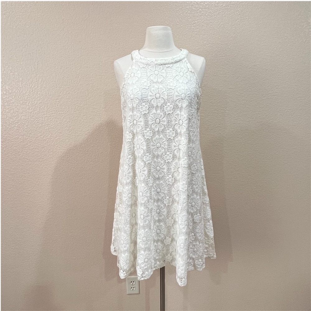 Altar’d State Ivory Floral Lace Calliel Halter Swing Dress Size Large - Picture 3 of 13